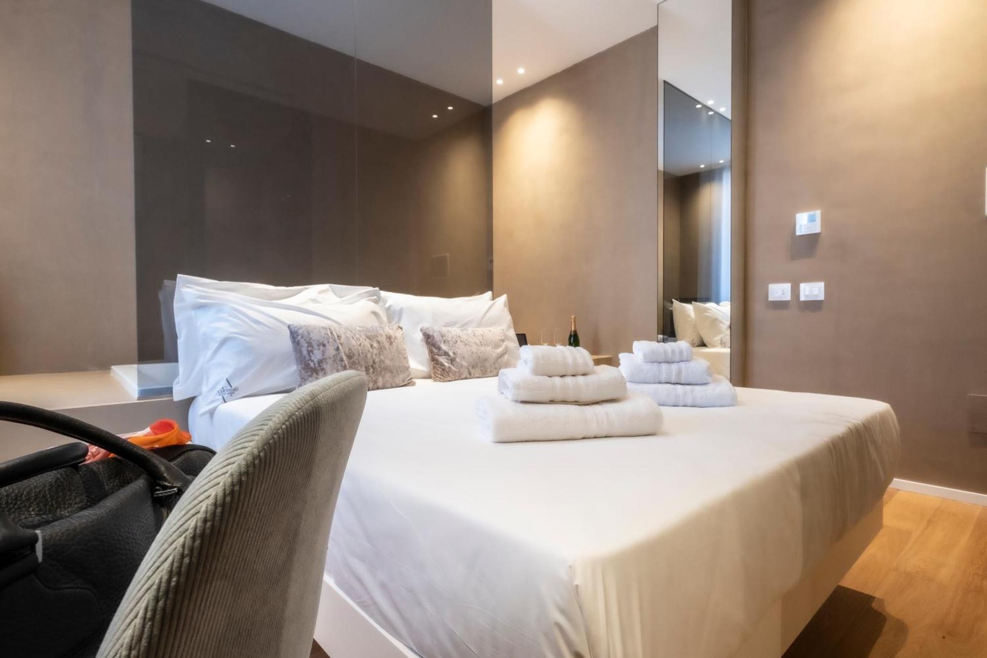 Amorgiu Luxury Suites Palermo Bagian luar foto