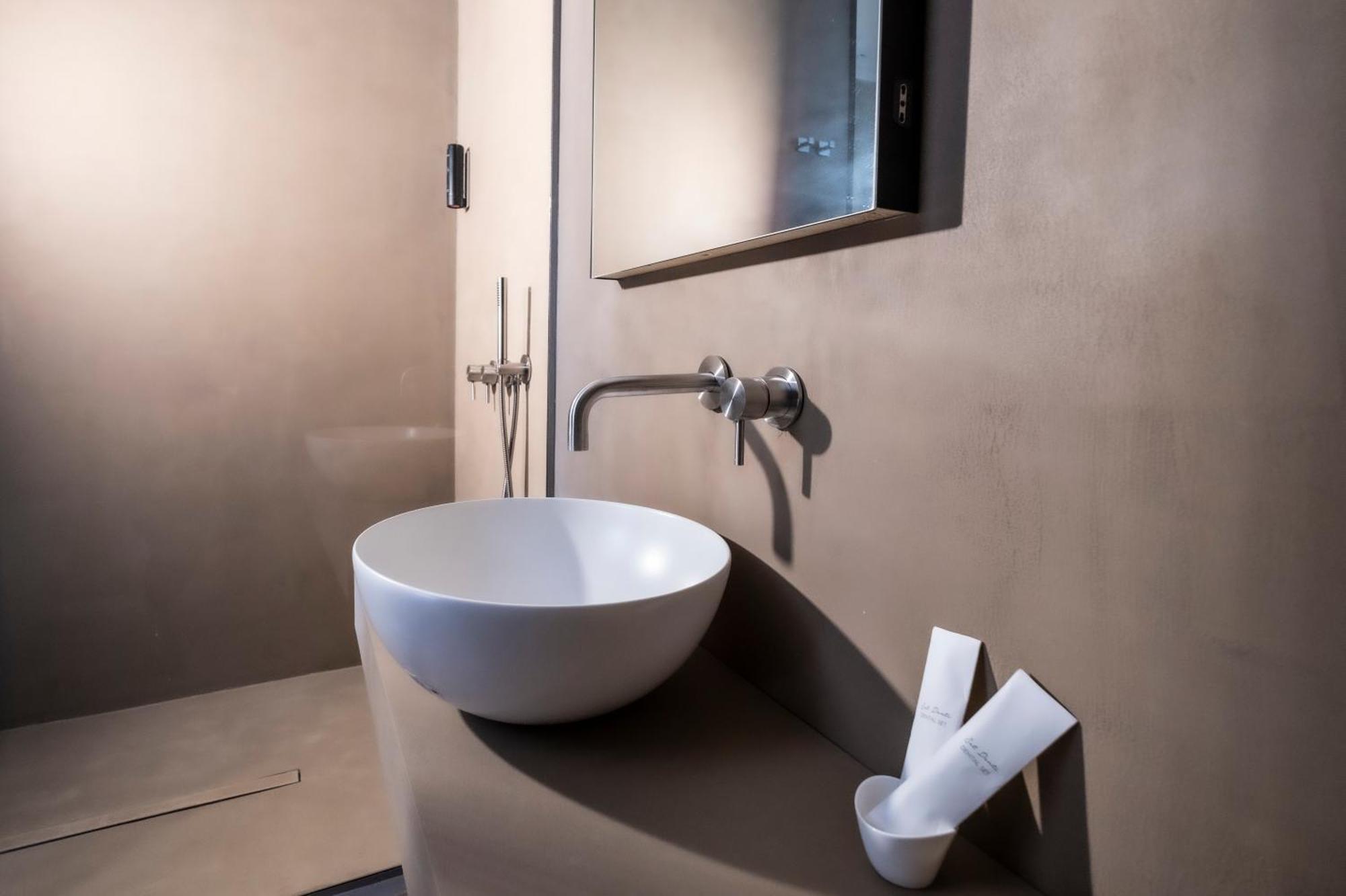 Amorgiu Luxury Suites Palermo Bagian luar foto