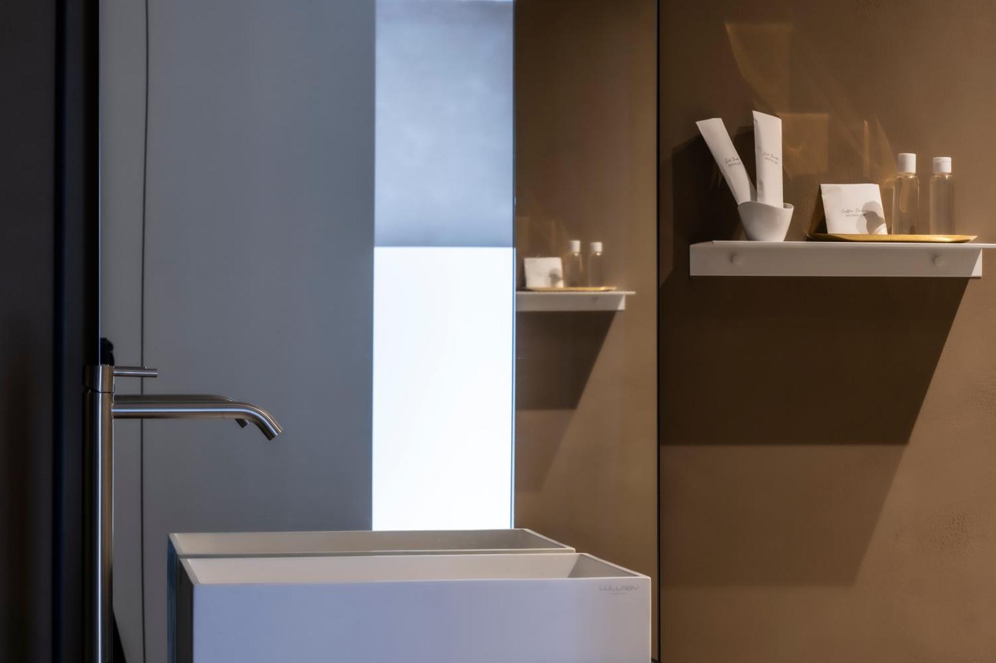 Amorgiu Luxury Suites Palermo Bagian luar foto
